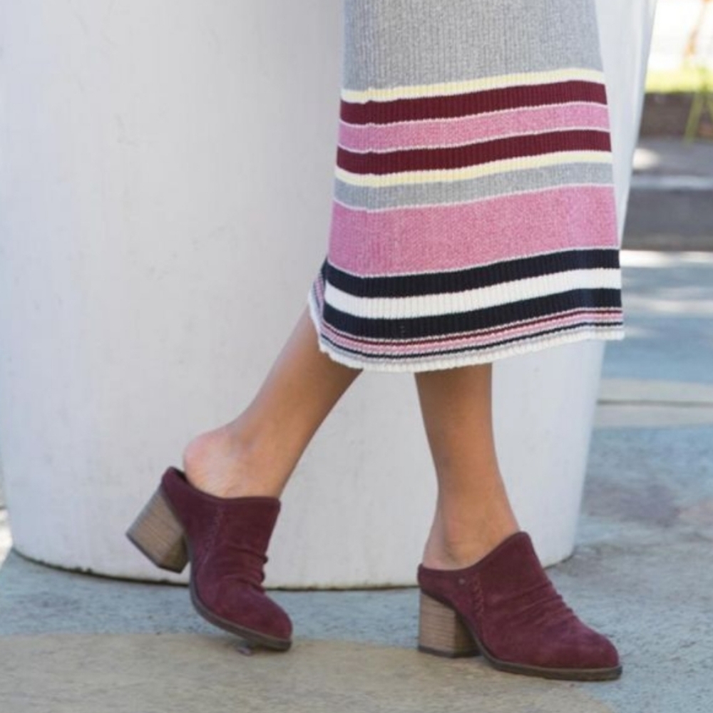 Bearpaw quartz suede heeled mules